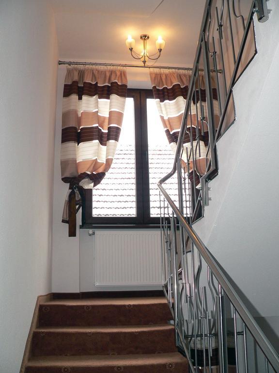 Pension Deutsches Haus Braşov Kamer foto