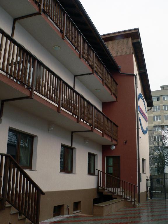 Pension Deutsches Haus Braşov Buitenkant foto
